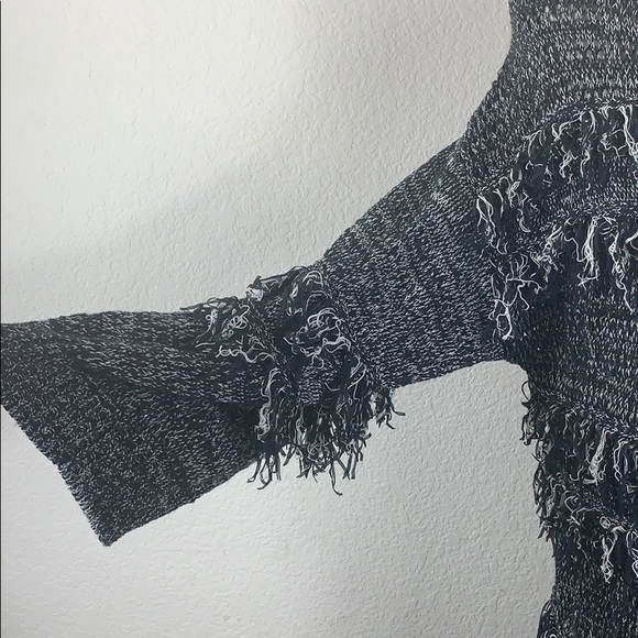 Knox Rose knit cardigan with accent fringe - Picture 3 of 5